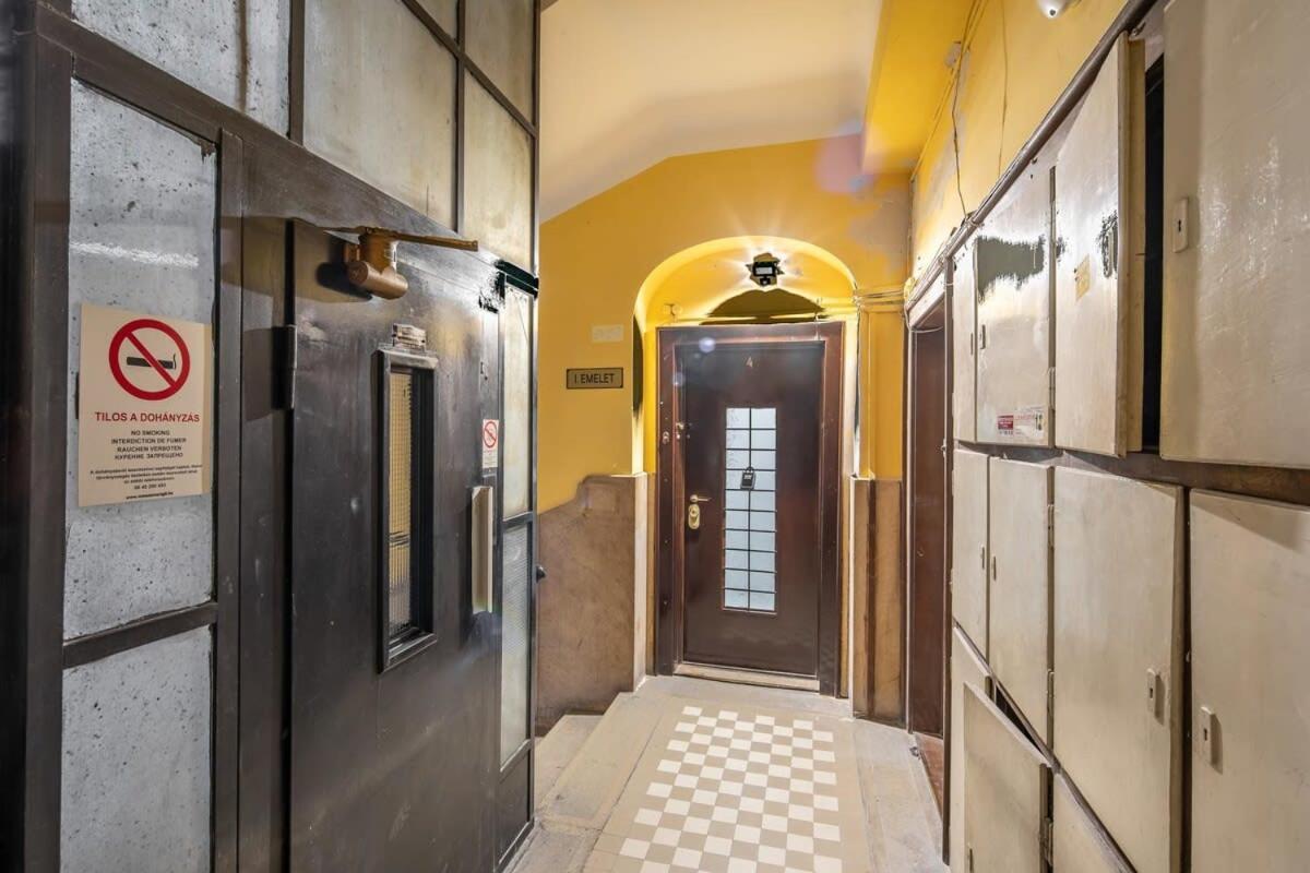 Super Central Mini Studio Budapest Extérieur photo